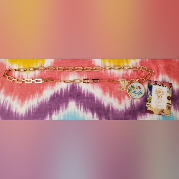 NWT Mary Blair Alice in Wonderland 70th Anniversary Bag Chain With Charm 2022 - Picture 3 of 4